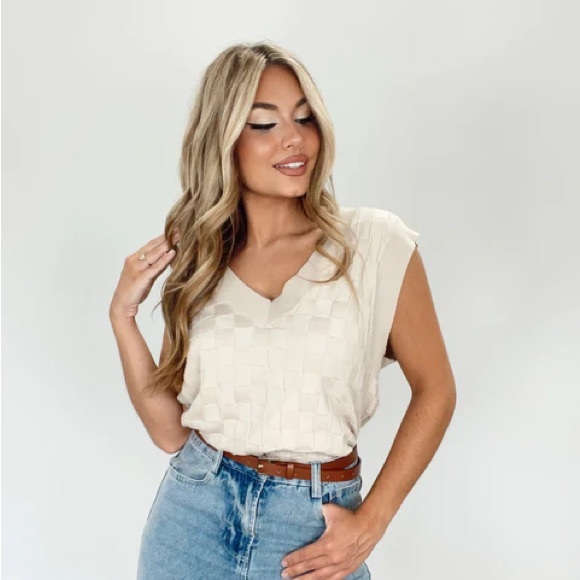 NWT | LANE 201 - GILLI | SWEATER VEST - Picture 2 of 9